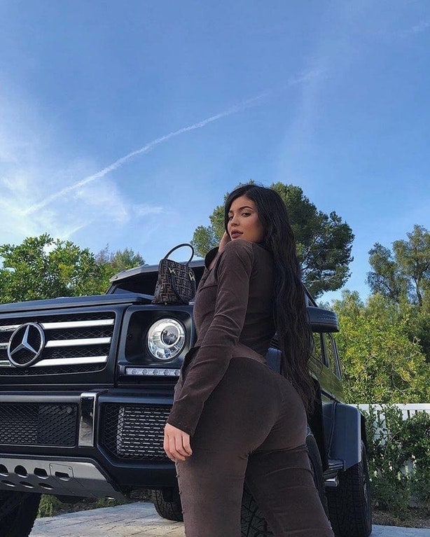 Kylie Jenner sexy ass